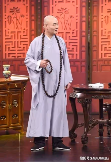 張國立的搭檔:三德子靠養雞致富,消失20年的法印去哪了?