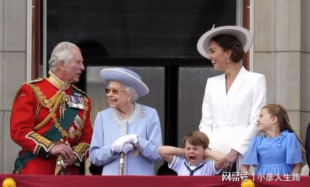 英國女王伊莉莎白二世去世!媒體揭其生前秘密:沒有血包絕不出國