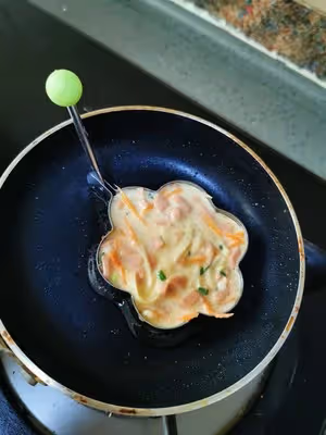 3歲寶寶輔食之土豆胡蘿蔔餅