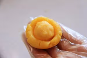 奶黃流心月餅