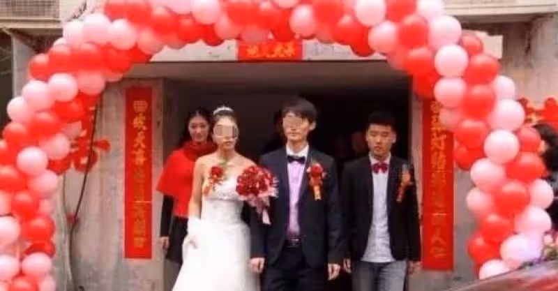 小叔子訂婚宴上，嫂子拿出16萬欠條，女方退婚：太能算計，不敢嫁