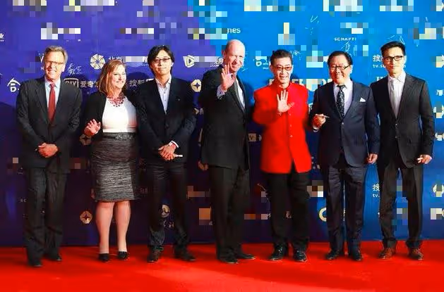 男頂流出事，好萊塢輕視，《敢問路在何方》籌拍六年再難上映！