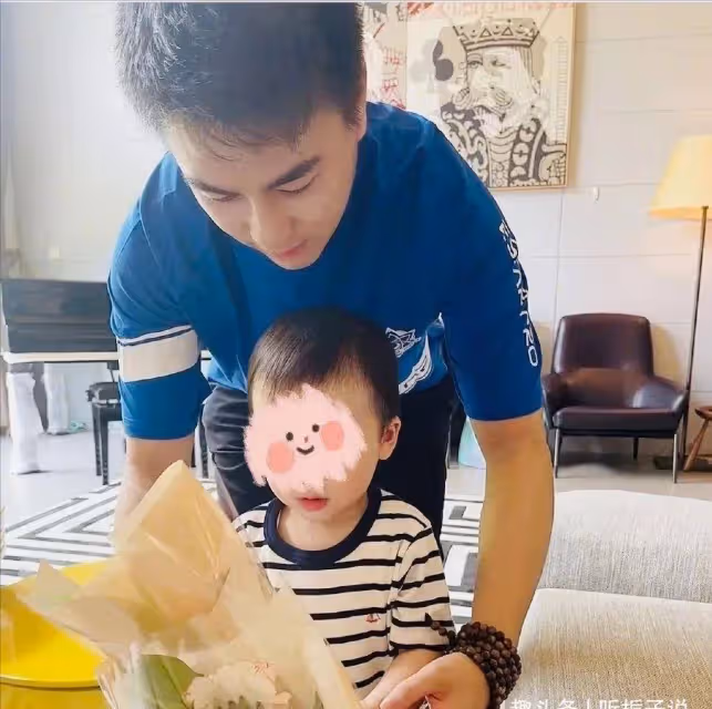 豪門長孫女命運懸殊:5000億何家華一分未得,李思德身價近700億