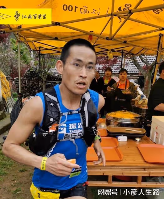 「跑神」梁晶：31歲倒在白銀越野賽中，4個月後，2歲女兒代為領獎
