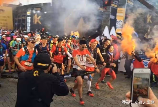 「跑神」梁晶：31歲倒在白銀越野賽中，4個月後，2歲女兒代為領獎