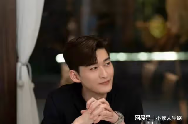 張翰人氣直線下降,老氣橫秋還要硬演少男,新劇內容更是令人反胃