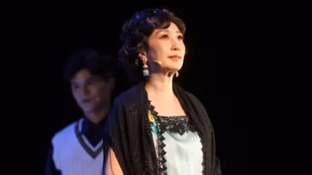 離婚官司開打前夕　黃嘉千難得笑容滿面