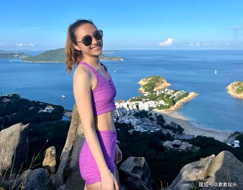 賭王三太長女何超雲好事將近,答應圈外男友求婚,中秋節曬靚照
