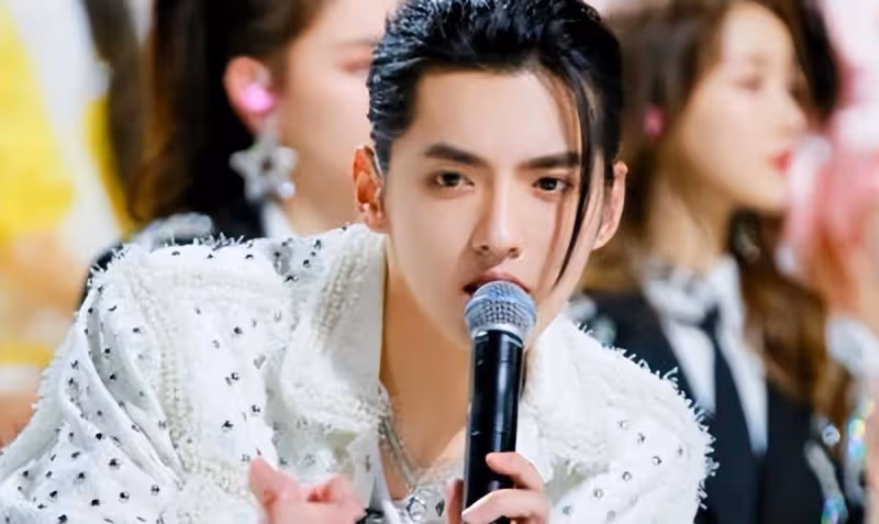 吳亦凡、李雲迪、李易峰都是種在男女這件事上,有什麼異同?