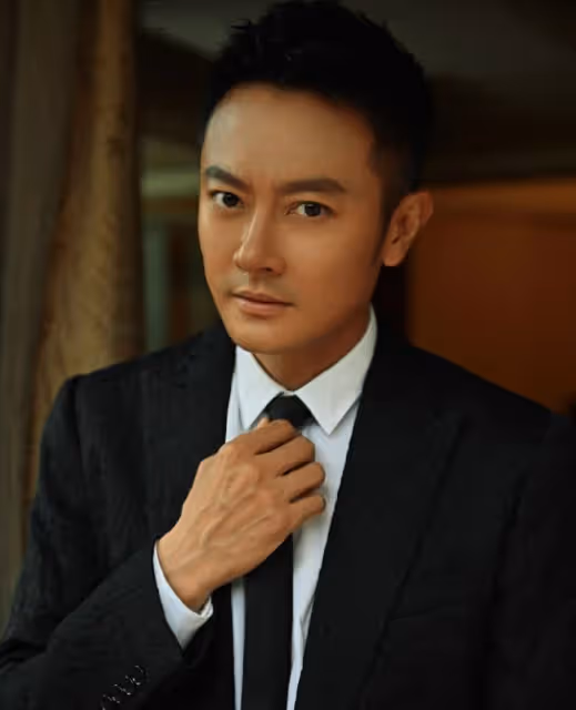 演員印小天:被兄弟背叛排擠,人生低谷再慘被騙婚,43歲仍單身