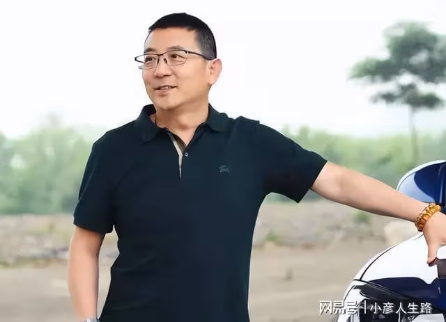 李耕:跑龍套30年,只為廣告事業,卻成了老戲骨
