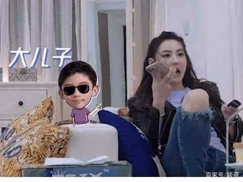 張柏芝近況曝光!三歲小兒子罕見出鏡,梳波波頭邁小撇步好軟萌,網友:完美復刻張柏芝