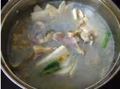 河蚌鹹肉竹筍湯