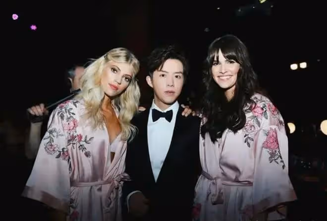 「管不住下半身」的8位明星,一個比一個過分,個個不值得同情
