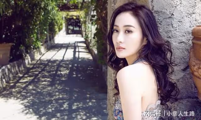 葉璇:曾是TVB女演員中的學霸女神,後因謎之操作被吐槽