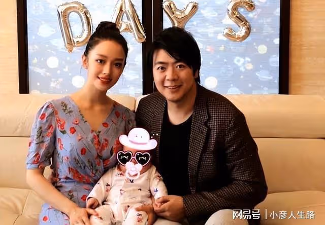 郎朗比吳彥祖顯瘦!兩家人一起過中秋,吳氏夫婦雙雙禿頭越長越像
