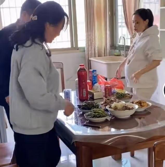 張玉環和汪姐分開過中秋節,二婚夫妻難同心,孩子還是自己的好