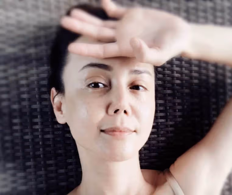 美亞姐韓君婷近況曝光,破產後生活拮据,一日三餐靠朋友接濟,為儘快還清債務轉行做網紅,網歎:風雨之後終見彩虹