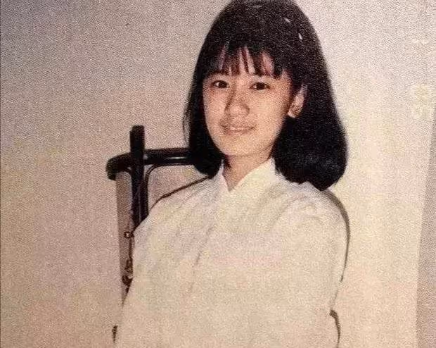 心痛卻不後悔!19歲賈靜雯「趁父親睡著親手拔管」 她默默承擔「遭批評不孝」淚喊:讓他有尊嚴的走