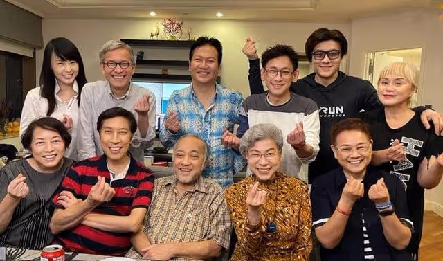 有個性!知名港星曝因前衛打扮遭男友家人嫌棄,更曾為角色剃光頭