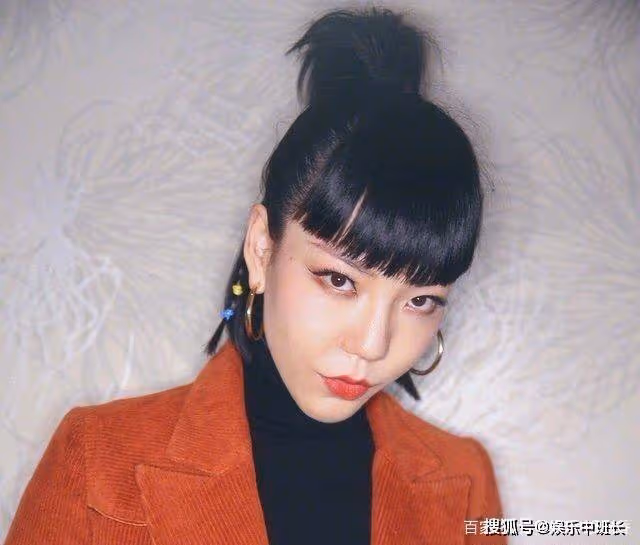 短短8年,從頂流淪落到小縣城演唱,吳莫愁究竟得罪了誰?