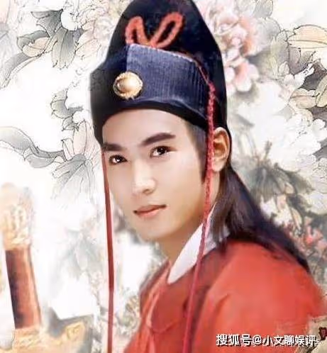 美男遲暮！52歲焦恩俊曾被前妻拋棄，如今鬍子花白，自嘲又胖又老