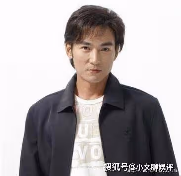 美男遲暮!52歲焦恩俊曾被前妻拋棄,如今鬍子花白,自嘲又胖又老