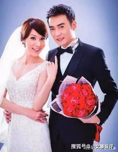 美男遲暮!52歲焦恩俊曾被前妻拋棄,如今鬍子花白,自嘲又胖又老