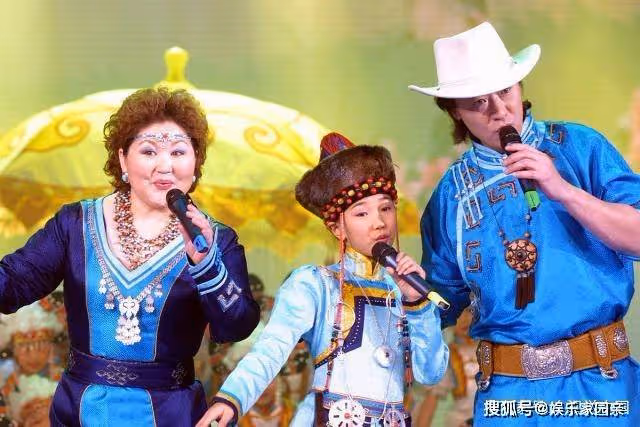 吉祥三寶14年後：爸爸去世，媽媽隱退，演女兒的英格瑪模樣大變
