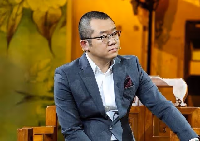 「冷麵王塗磊」從受人尊敬到嫌棄,他走到今天這地步,怪不得別人
