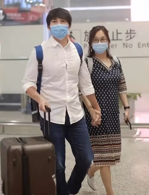 王祖藍已立遺囑將過億資產留給李亞男,陳松伶大讚:跟我老公很像