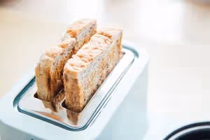 BLT三明治（全麥核桃吐司）