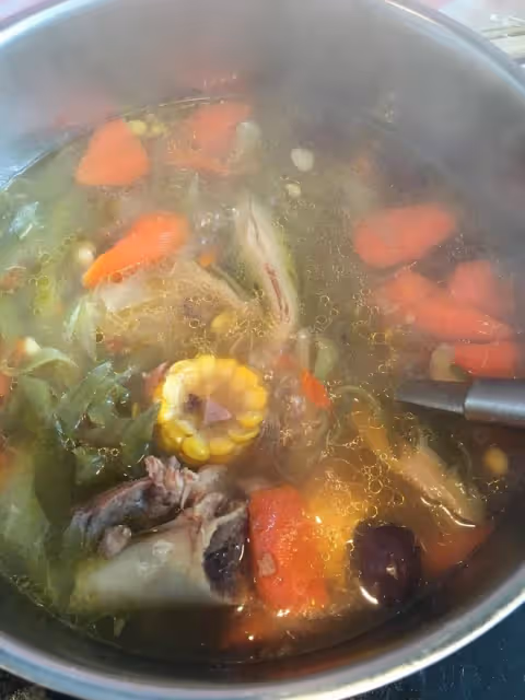 霸王花筒骨老火靚湯