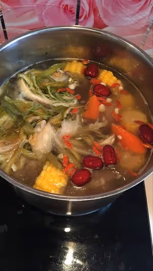 霸王花筒骨老火靚湯