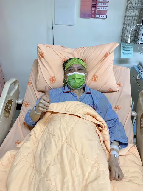 喪女後連續兩天現身醫院　余天身體狀況引擔憂