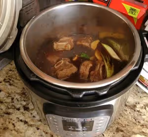 土豆燉牛仔骨