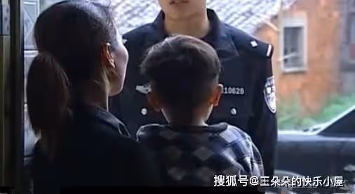 小叔子意外癱瘓後!總盯著我6歲兒子看 得知「實情後」我含淚報了警:這麼做對嗎?