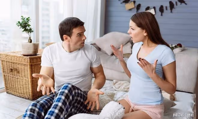 妻子:只是要回娘家七天而已,這就要離婚?我:你是回娘家?離婚