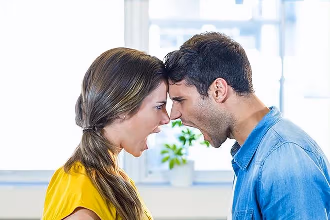 親戚家孩子結婚,當事人沒有通知我,導致沒有隨禮,需要道歉嗎?