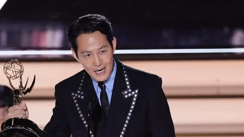李政宰憑《魷魚遊戲》獲封艾美獎視帝！成亞洲史上第一人