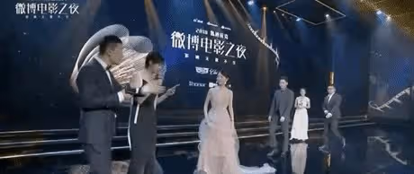 會所小姐曝李易峰嫖娼趣聞 毒龍鑽時竟然睡著