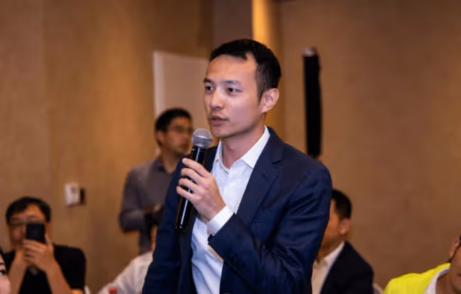 何鴻燊三房女兒何超雲婚事曝光 對象為消防隊長