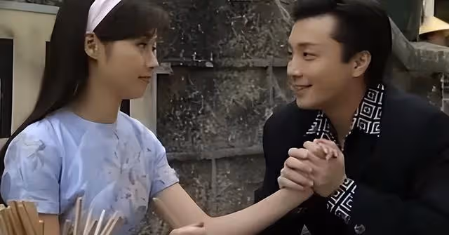 知名港星近況曝光!身材嚴重發福顯油膩,轉行賣燈飾不願復出
