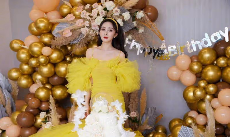 李易峰被抓封號，魏晨被傳玩大牌，9月娛樂圈太亂了，每一部都離譜