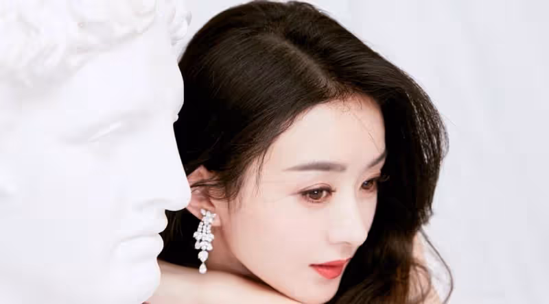 長相丑辣眼睛的女明星合集,看完還認得出來嗎?