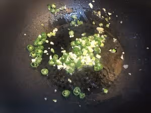 吃麵條必備的香菇豬肉鹵