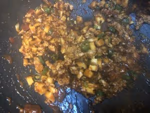吃麵條必備的香菇豬肉鹵