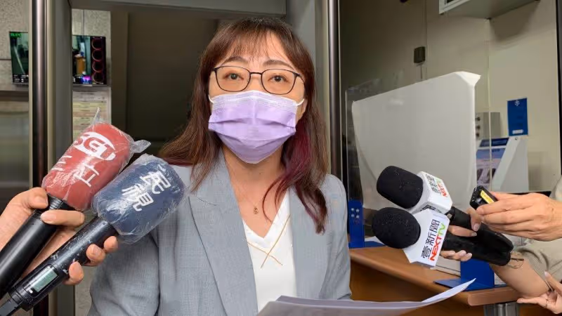 失婚官司開打!黃嘉千「決心要斷16年婚」夫妻對簿公堂 夏克立不死心「拿出一封情書」:想回到從前