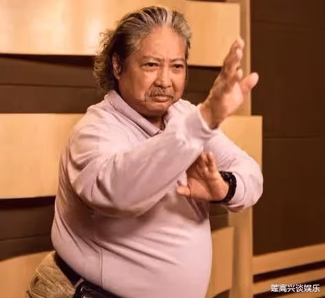 成龍自曝「當年被50人」拿刀包圍 !唯有一人留下救我 後半輩子「任他欺負」:只認他是大哥