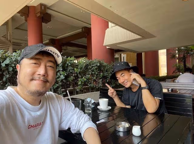 當年捧紅任賢齊，如今潦倒財產全被騙光，他霸氣伸手沒有你就沒有我，一生都難償還